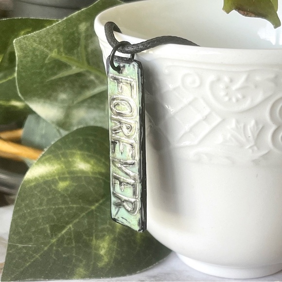 5 For $25💫Psychedelic Tie-Dye 3-D Forever Pendant Necklace - Picture 6 of 7